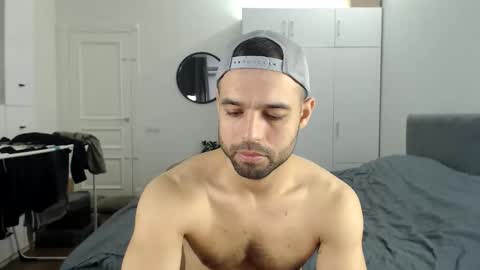 Snapshot of onebestlover chatting on November 7, 2025, 8:58 am onebestlover online show from November 7, 2025, 8:58 am