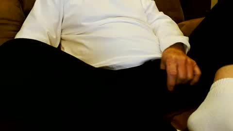 Butch online show from November 27, 2025, 2:57 am