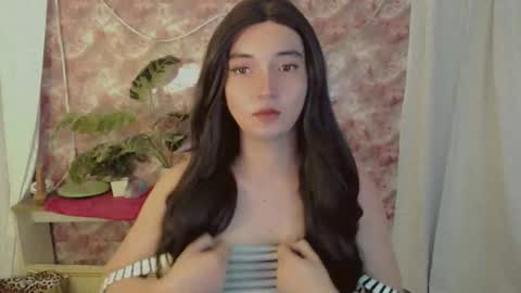 Snapshot of onelesslonelygirl69 chatting on May 27, 2026, 6:16 pm KLIER online show from May 27, 2026, 6:16 pm