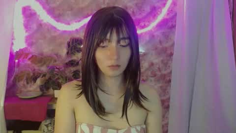 Snapshot of onelesslonelygirl69 chatting on June 10, 2026, 6:18 pm KLIER online show from June 10, 2026, 6:18 pm