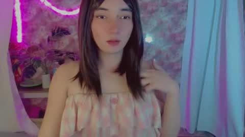 Snapshot of onelesslonelygirl69 chatting on August 1, 2026, 6:56 am KLIER online show from August 1, 2026, 6:56 am