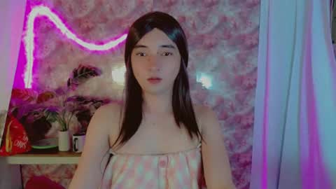 Snapshot of onelesslonelygirl69 chatting on August 3, 2026, 2:00 pm KLIER online show from August 3, 2026, 2:00 pm
