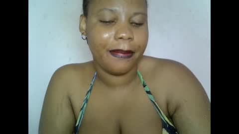 Snapshot of oneofdbestchubbygaloncb chatting on May 27, 2026, 3:20 pm oneofdbestchubbygaloncb online show from May 27, 2026, 3:20 pm