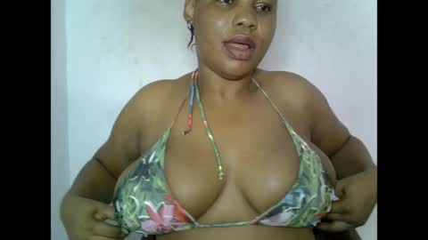 Snapshot of oneofdbestchubbygaloncb chatting on June 2, 2026, 6:26 am oneofdbestchubbygaloncb online show from June 2, 2026, 6:26 am