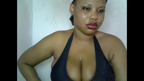 Snapshot of oneofdbestchubbygaloncb chatting on June 10, 2026, 4:45 am oneofdbestchubbygaloncb online show from June 10, 2026, 4:45 am