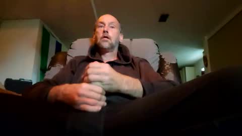 only01love online show from October 25, 2025, 5:40 pm