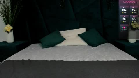 Snapshot of only_eric chatting on November 17, 2025, 6:41 am Erick online show from November 17, 2025, 6:41 am