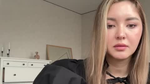 only_this online show from April 14, 2026, 8:31 am