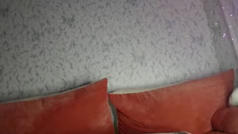 Snapshot of only_ubutterfly chatting on February 12, 2025, 9:43 pm Amalia online show from February 12, 2025, 9:43 pm