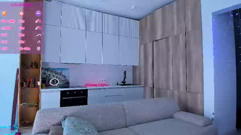 Amelia online show from March 11, 2025, 7:04 am