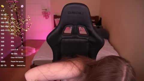 Snapshot of onlypenny chatting on February 24, 2026, 3:43 pm Peny online show from February 24, 2026, 3:43 pm