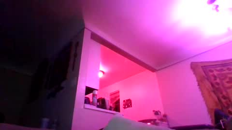 onlyroomies online show from October 11, 2025, 9:08 am