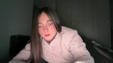 Snapshot of onlysophia chatting on May 18, 2026, 3:35 am Sophia online show from May 18, 2026, 3:35 am