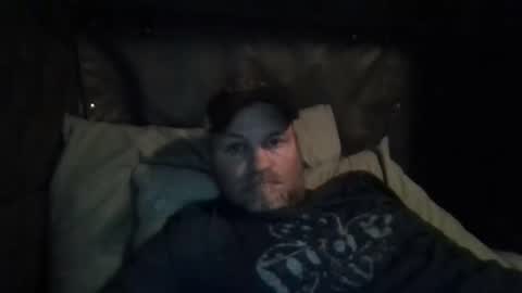 Snapshot of onthemove03 chatting on November 19, 2025, 2:44 am onthemove03 online show from November 19, 2025, 2:44 am