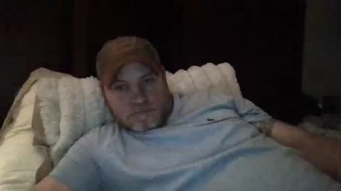 Snapshot of onthemove03 chatting on December 3, 2025, 4:53 am onthemove03 online show from December 3, 2025, 4:53 am