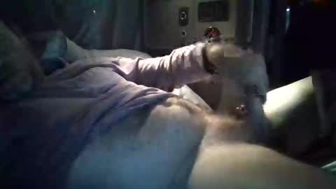 Snapshot of onthemove03 chatting on March 16, 2026, 5:44 am onthemove03 online show from March 16, 2026, 5:44 am