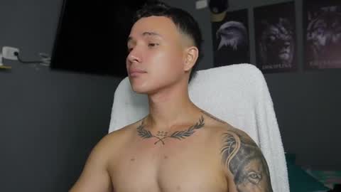 Snapshot of onyx_voss chatting on May 27, 2026, 12:35 pm onyx_voss online show from May 27, 2026, 12:35 pm