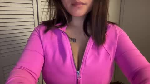 Snapshot of oohhellothere chatting on September 11, 2025, 6:35 am Miss Girly online show from September 11, 2025, 6:35 am