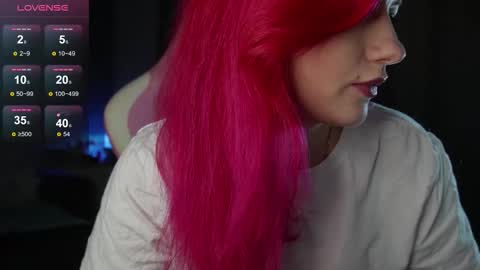 Hannah online show from November 26, 2025, 6:53 pm