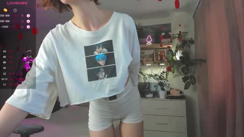 Olivia. online show from October 6, 2025, 2:03 pm