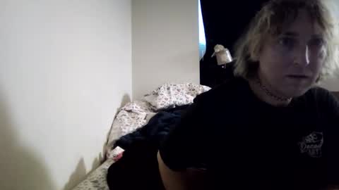 Snapshot of opalockajoe chatting on January 4, 2025, 7:02 pm TsJojo online show from January 4, 2025, 7:02 pm