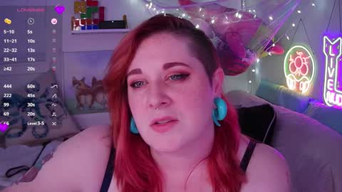 Snapshot of opalreigning chatting on December 11, 2024, 9:41 am Opal online show from December 11, 2024, 9:41 am