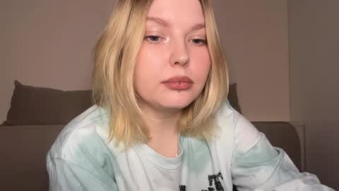 Ophelia online show from April 4, 2026, 10:40 pm