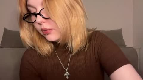 Ophelia online show from April 24, 2026, 9:28 pm