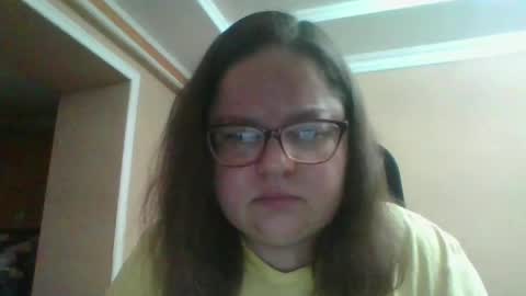 opiumvelour online show from June 8, 2026, 5:13 pm