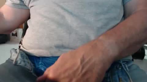 opus58 online show from April 8, 2026, 4:29 pm