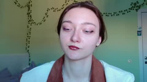 Melani  online show from February 5, 2026, 12:10 pm