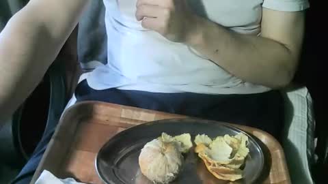 Ore online show from October 26, 2025, 9:42 pm