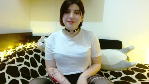Snapshot of oriana_secret chatting on May 30, 2026, 8:11 am Oriana online show from May 30, 2026, 8:11 am