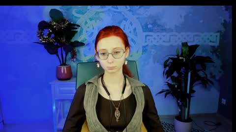 Orianna -  Hi Im into geek culture cosplay crafting LARP games. Shall we play DnD online show from January 9, 2025, 1:02 pm
