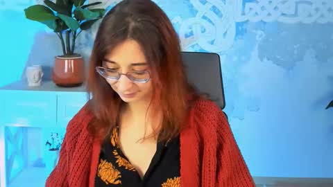 Orianna -  Hi Im into geek culture cosplay crafting LARP games. Shall we play DnD online show from October 15, 2025, 9:31 am