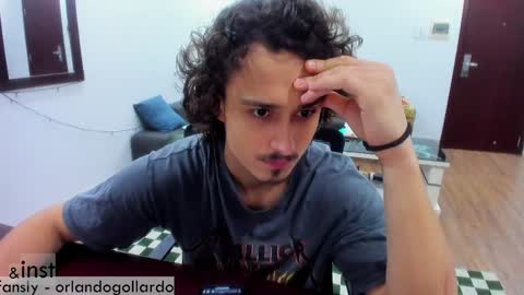 Snapshot of orlando__bloom chatting on February 3, 2025, 11:09 am Fansly and Instagram - online show from February 3, 2025, 11:09 am