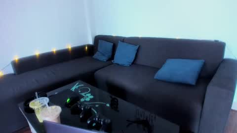 Snapshot of orlando__bloom chatting on March 5, 2025, 10:00 am Fansly and Instagram - online show from March 5, 2025, 10:00 am