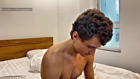 Snapshot of orlando__bloom chatting on October 16, 2025, 7:31 am Fansly and Instagram - online show from October 16, 2025, 7:31 am