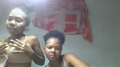 ornellahhh online show from October 9, 2025, 10:19 pm