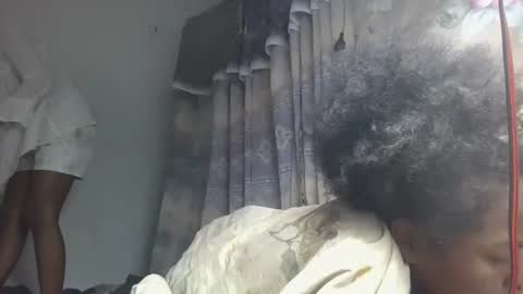 ornellahhh online show from October 17, 2025, 4:15 am