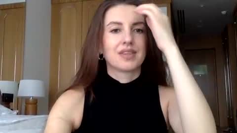 Snapshot of orvaline chatting on May 13, 2026, 12:02 pm orvaline online show from May 13, 2026, 12:02 pm