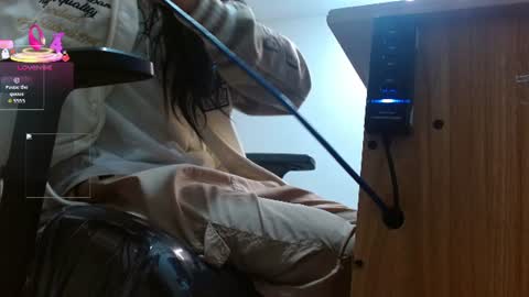 Snapshot of osamu_tay chatting on July 16, 2026, 3:01 am osamu_tay online show from July 16, 2026, 3:01 am