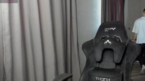 oscar_big_dick online show from January 14, 2026, 9:26 am