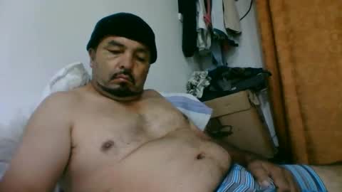 Snapshot of oscarjhe3512 chatting on June 6, 2026, 2:05 am oscarjhe3512 online show from June 6, 2026, 2:05 am