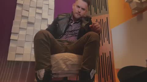 Oscar Steel Savage online show from March 8, 2025, 8:35 pm