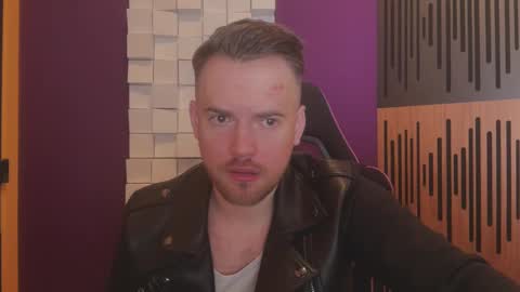 Oscar Steel Savage online show from March 9, 2025, 9:36 pm