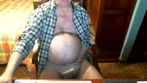 Snapshot of oscarw chatting on February 16, 2025, 6:21 pm Oscar online show from February 16, 2025, 6:21 pm