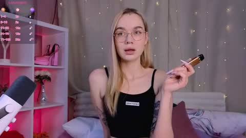 Heidi  online show from March 10, 2025, 9:32 am