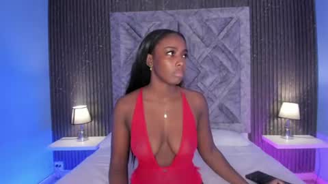 oshun_444 online show from June 29, 2026, 12:16 pm