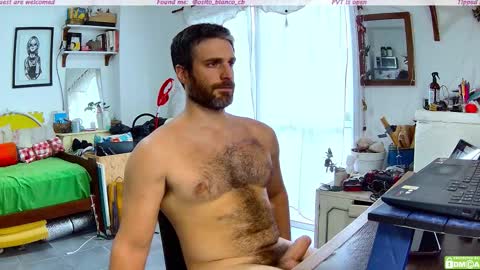 Osito Blanco online show from February 3, 2026, 10:04 pm